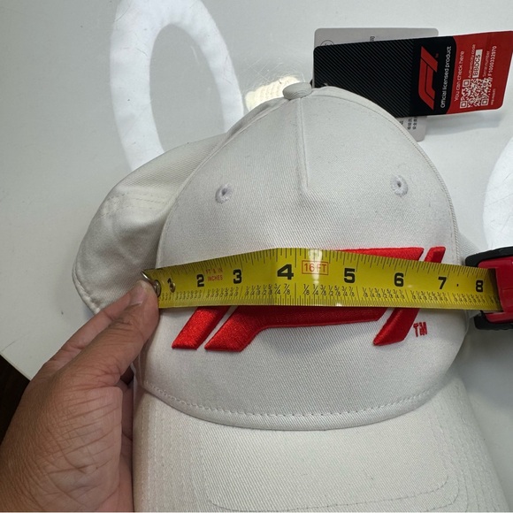 Official Formula 1 Baseball Cap Men's Size OS White Cotton Racing FW Large Logo - Picture 9 of 11